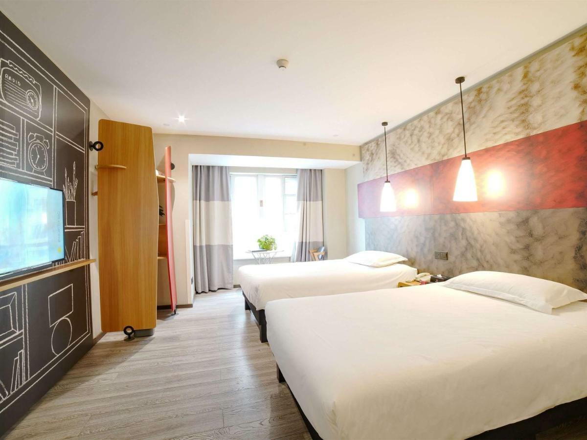 Ibis Chengdu West Jingcui Road Hotel Bagian luar foto
